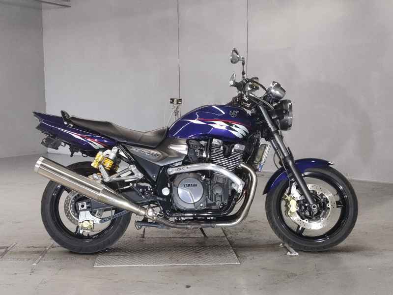 Yamaha XJR1300 2010