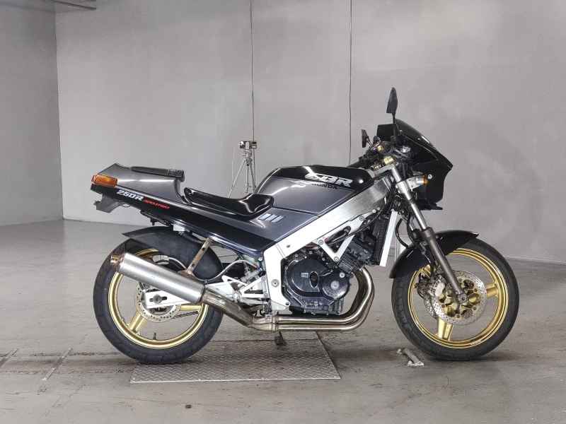 Honda CBR250R