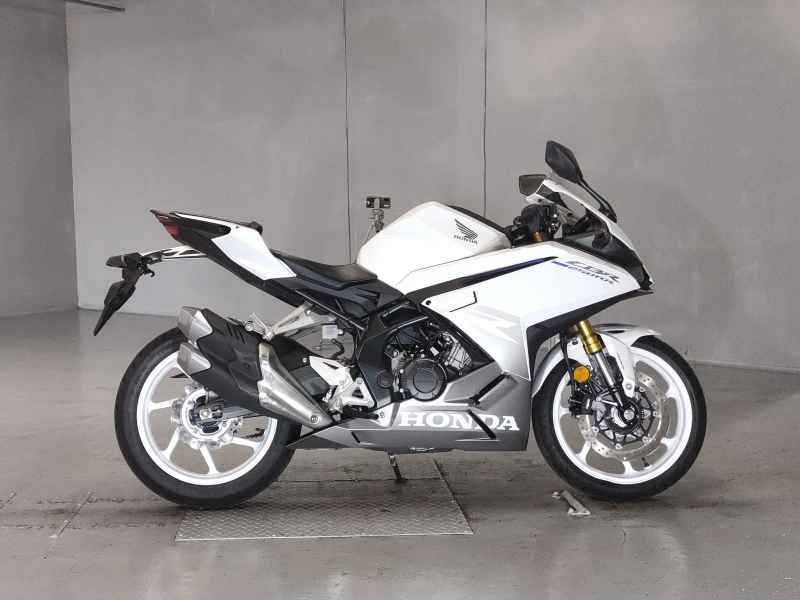 Honda CBR250RR 2023