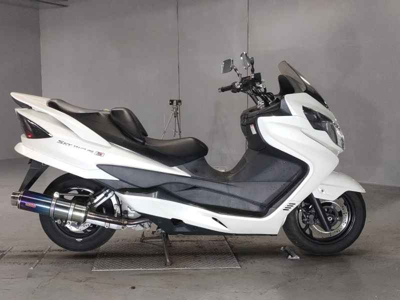Suzuki Skywave 250S