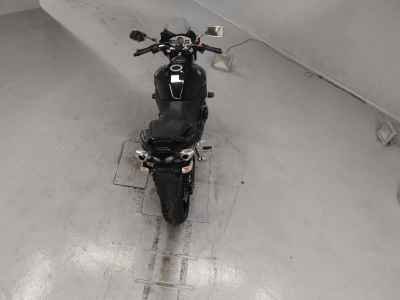 Suzuki GSR400