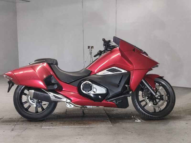 Honda NM4 Vultus 2019