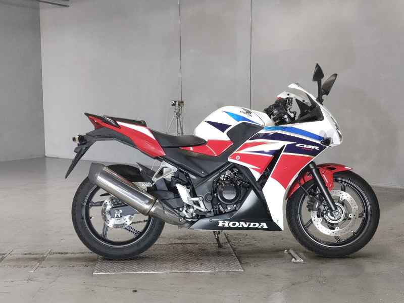 Honda CBR250R 2016