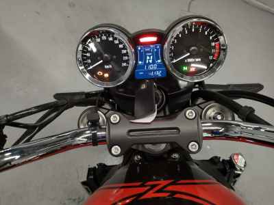 Kawasaki Z900RS 2023