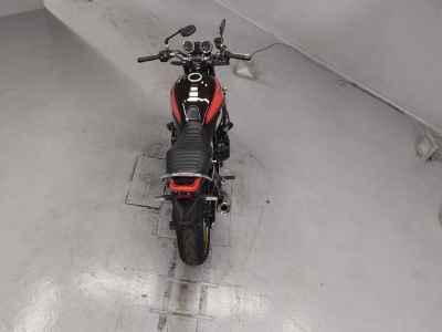 Kawasaki Z900RS 2023