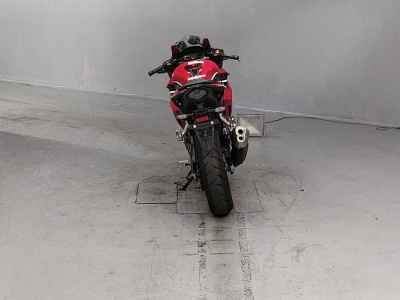 Honda CBR400R 2022