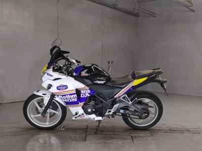 Honda CBR250R