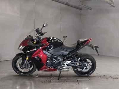 Suzuki GSX-S1000F 2015