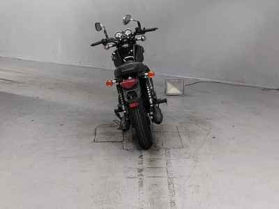 Kawasaki W800 2014