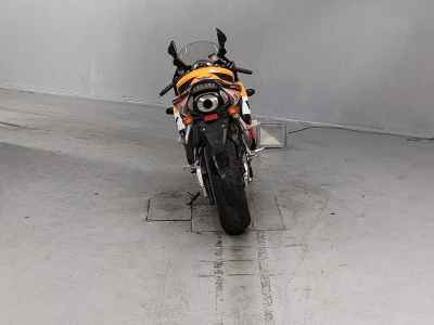 Honda CBR1000RR 2005