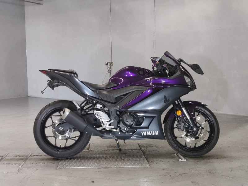Yamaha YZF-R25 2023