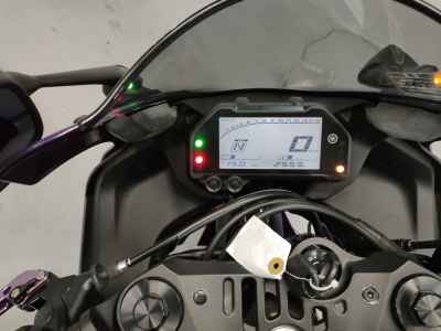 Yamaha YZF-R25 2023