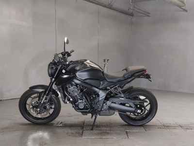 Honda CB650R 2023