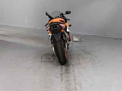 Honda CBR1000RR 2005