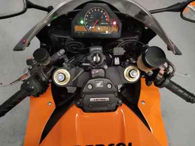 Honda CBR1000RR 2005