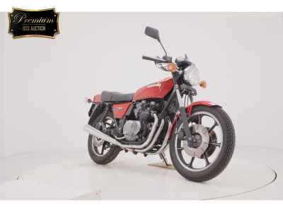 Kawasaki Z500 2025