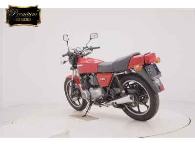 Kawasaki Z500 2025
