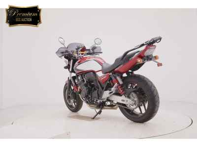 Honda CB400SF 2022