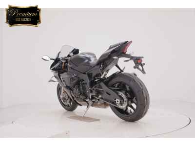 Yamaha YZF-R1 2025