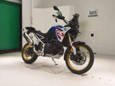 BMW F900GS 2024