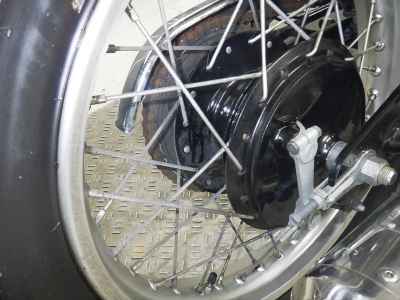 Yamaha SR400 2020
