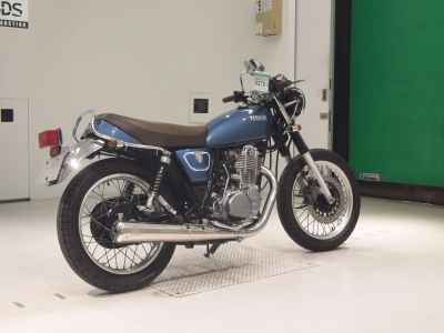Yamaha SR400 2020