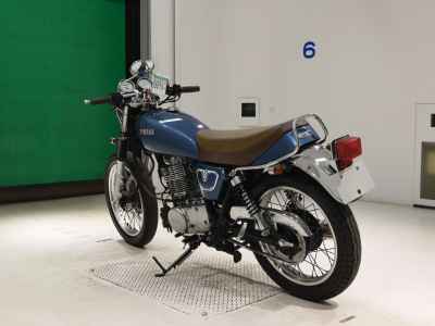 Yamaha SR400 2020