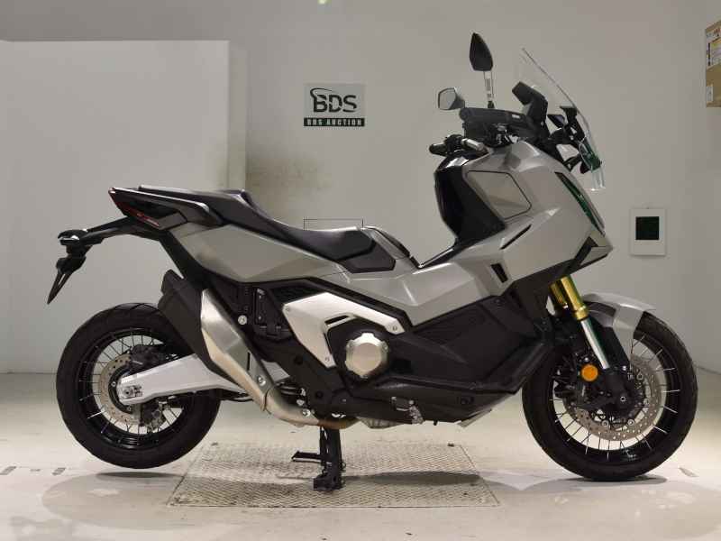 Honda X-Adv 750 2025