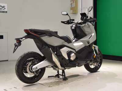Honda X-Adv 750 2025