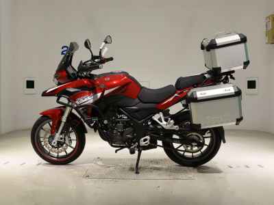 Benelli TRK251 2021