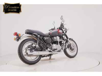 Kawasaki W800 2024