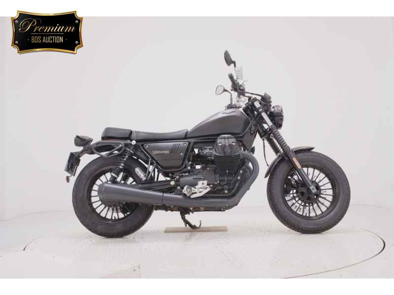 Moto Guzzi V9 Bobber 2022