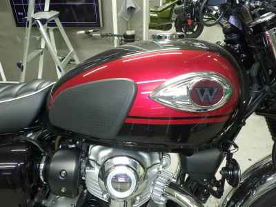 Kawasaki W800 2025