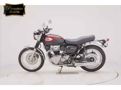Kawasaki W800 2025