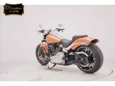 Harley-Davidson Breakout FXBR1920 2023