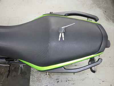 Kawasaki Ninja 400R 2012