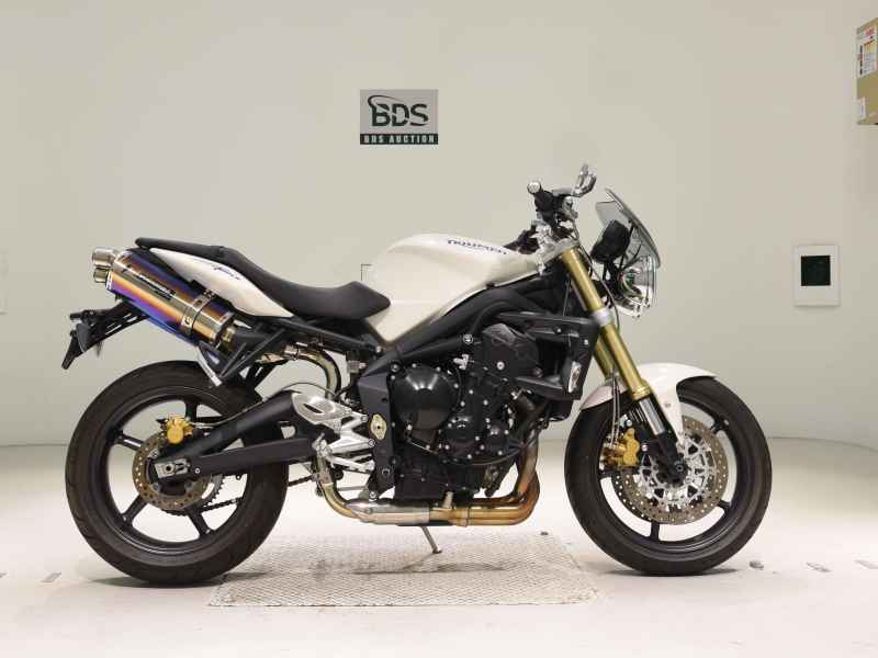 Triumph Street Triple 2010