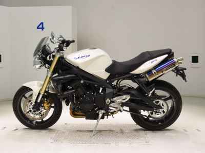 Triumph Street Triple 2010