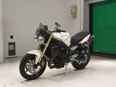 Triumph Street Triple 2010