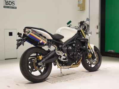 Triumph Street Triple 2010