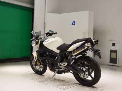Triumph Street Triple 2010