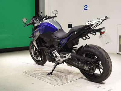 BMW F900R 2022