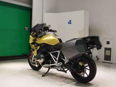 BMW R1250RS 2021