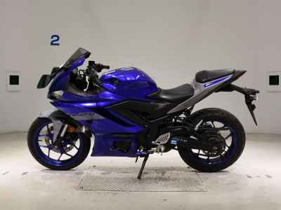 Yamaha YZF-R25 2021