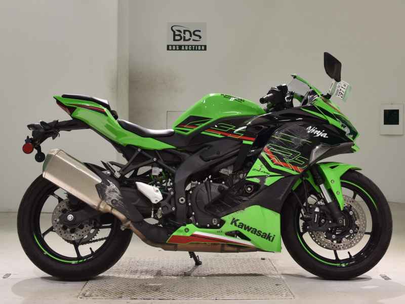 Kawasaki Ninja ZX-4RR 2024