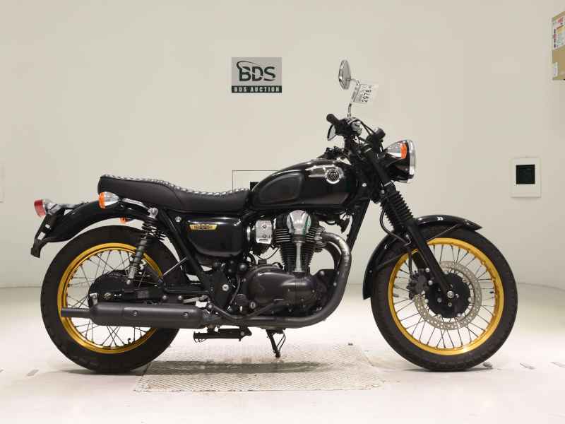 Kawasaki W800 2012