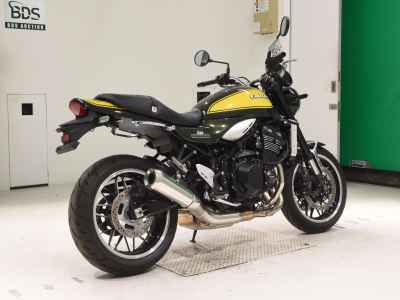 Kawasaki Z900RS 2024