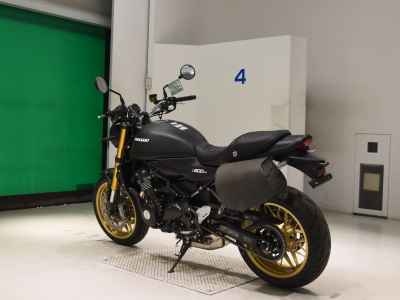 Kawasaki Z900RS SE 2024