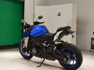 Suzuki GSX-S1000 2022