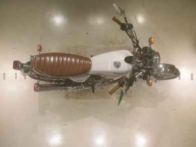 Yamaha SR400 2017
